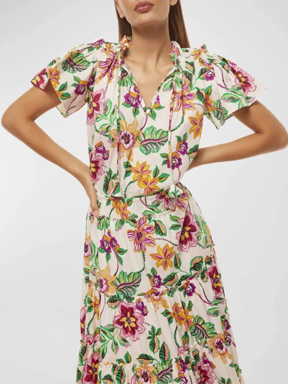 $275 Misa Los Angeles Suparna Split-Neck Floral Blouse